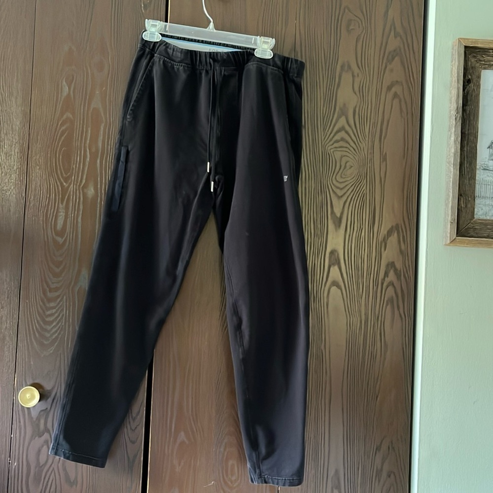 For Daily Wear men’s black sweatpants. Size Small.